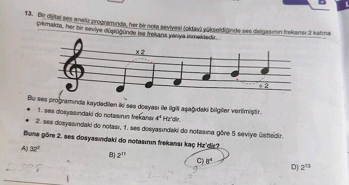 Bir dijital ses analiz Z progranminda, her bir nota seviyesi (oktav) yükseldiginde ses...