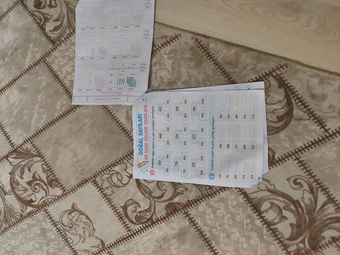 DOĞAL SAYILARI EN YAKIN YÜZLÜĞE YUVARLAMA Aşağıdaki doğal sayıları en yakın yüzlüğe...