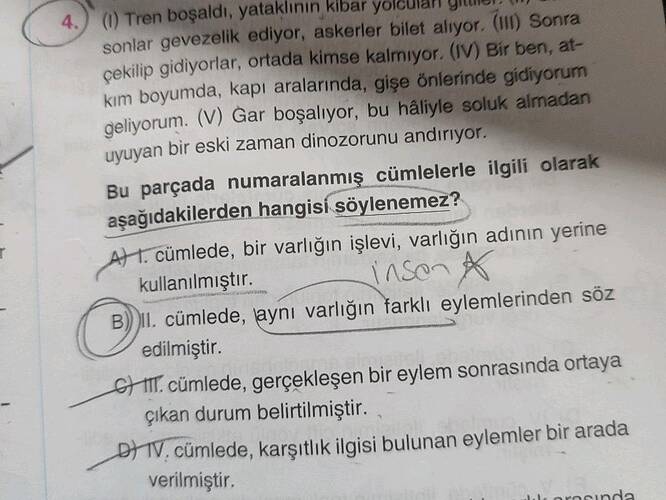 (I) Tren boşaldı, yataklarının kibar yolcuları gittiler.