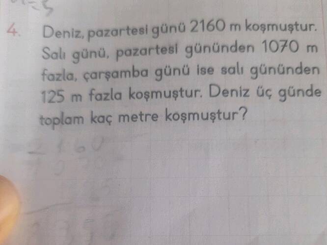 Deniz, pazartesi günü 2160 m koşmuştur.