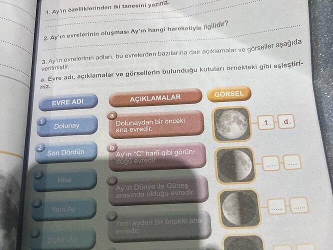 Ay'ın č özelliklerinden iki tanesini yaziniz.