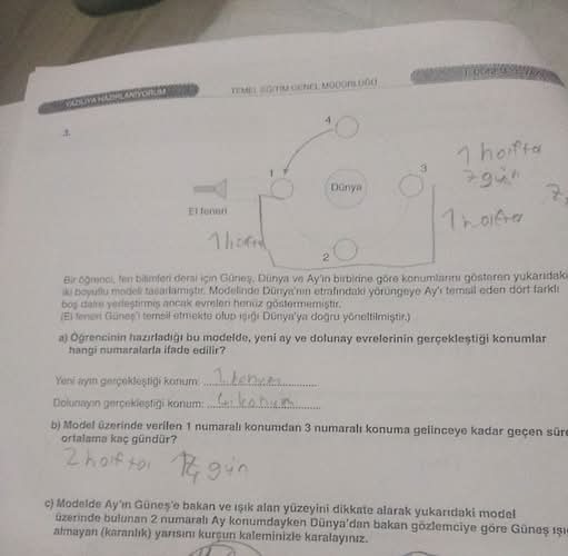 Bir öğrenci, fen bilimleri dersi için Güneş, Dünya ve Ay'ın birbirine göre konumlarını...