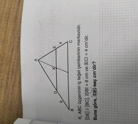 K, ABC üçgeninin iç teğet çemberinin merkezidir.