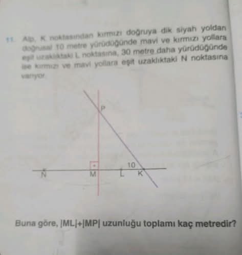 Alp, K noktasından kırmızı doğruya dik siyah yoldan doğrusal 10 metre yürüdüğünde mavi...