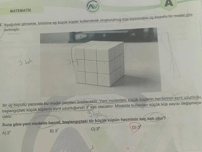 MATEMATİK 1Aşağıdaki görselde, birbirine es küçük küpler kullanilarak oluşturulmus küp...